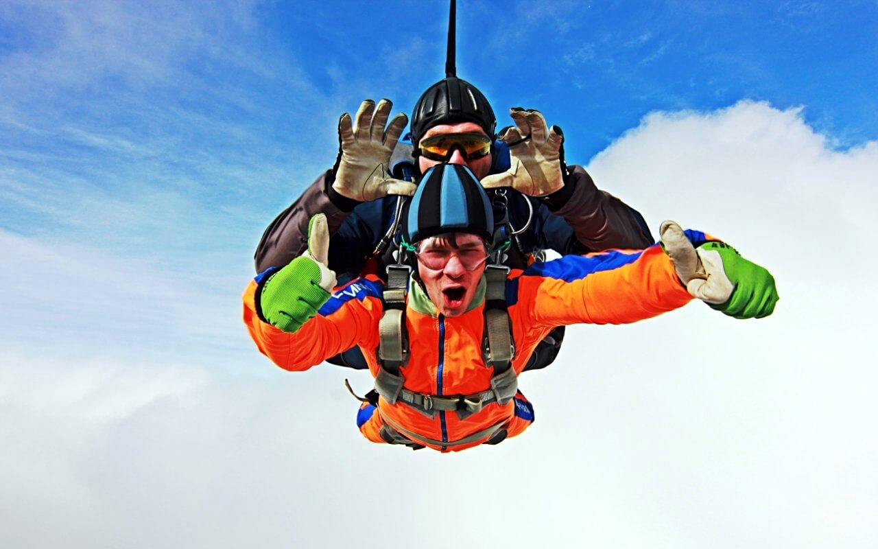 Прыжок с парашютом в тандеме в Рязани. Авиа клуб Parachuter