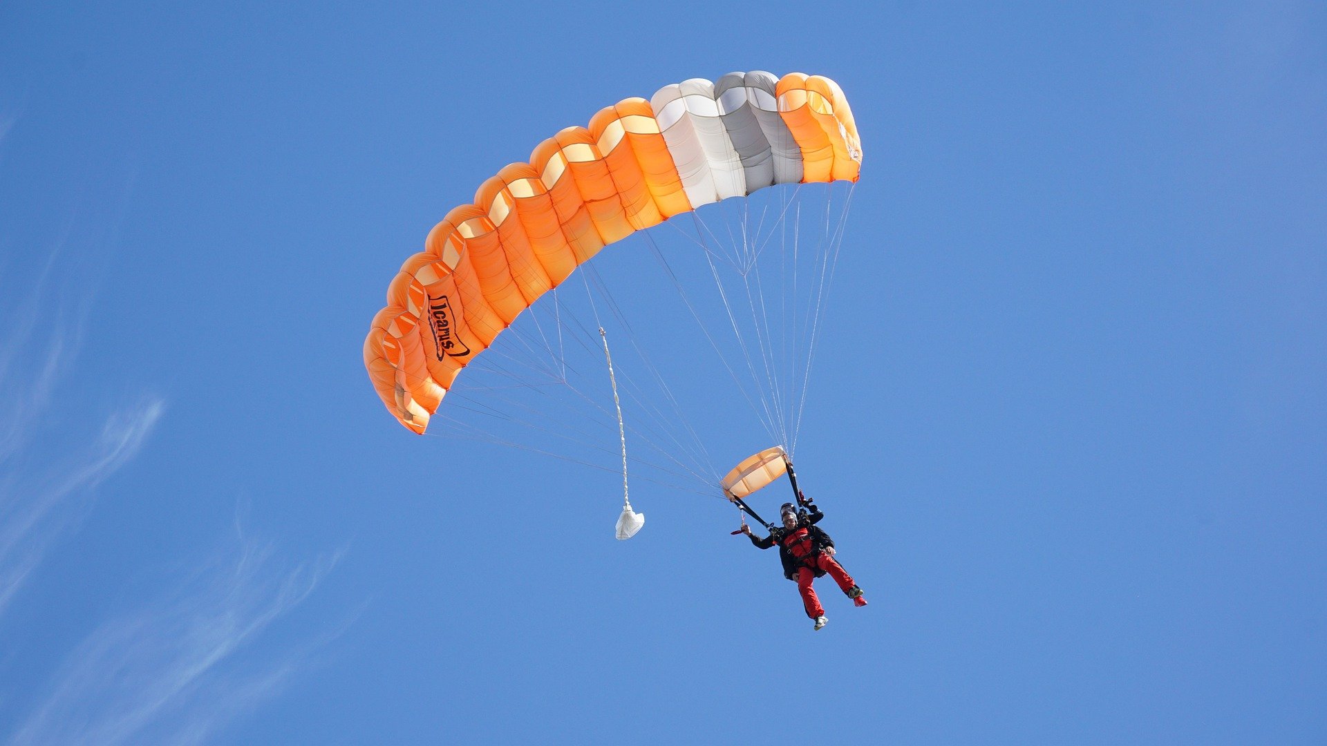 Прыжок с парашютом в тандеме в Рязани. Авиа клуб Parachuter